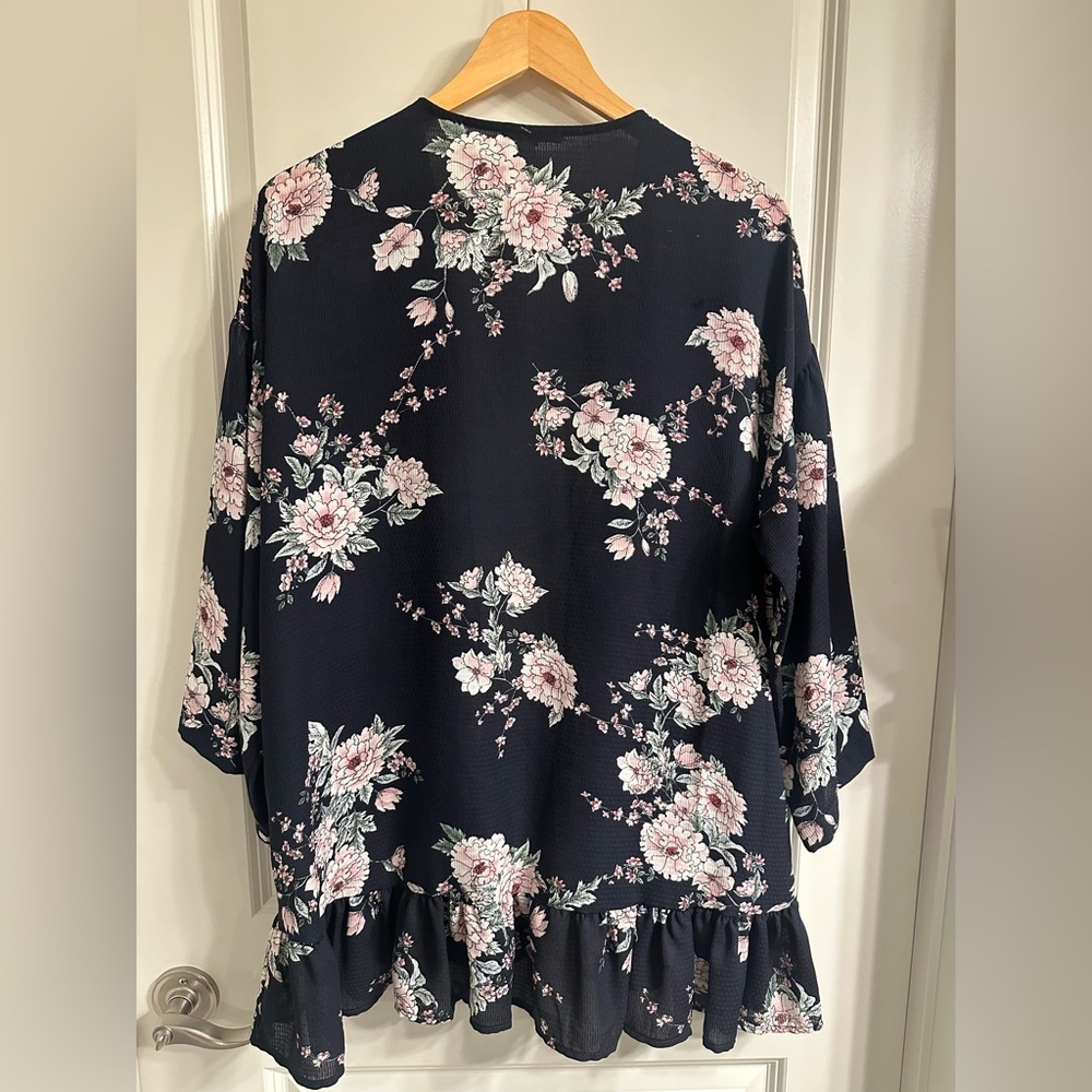 🔥 host pick!!!🔥 Pleione Anthroplogie M blue floral cardigan - Picture 2 of 3
